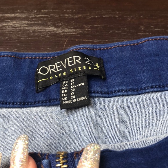 Forever 21 zip skirt - Picture 3 of 4
